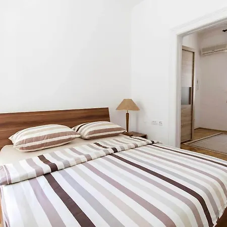 One Bedroom Republic Square Beograd