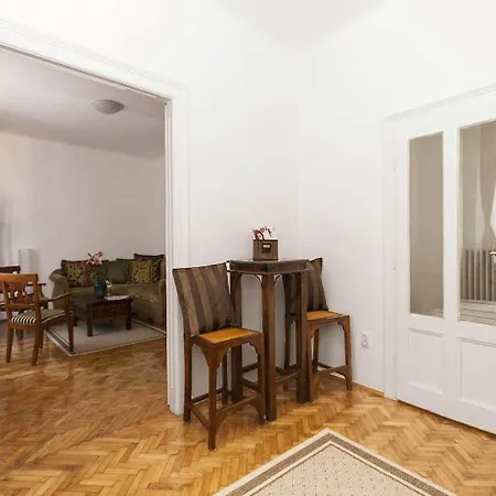One Bedroom Republic Square Beograd