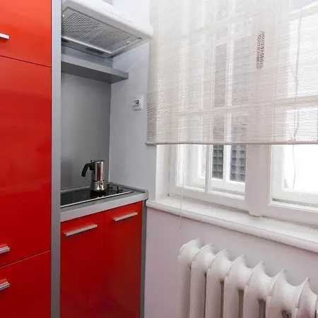 Lejlighed One Bedroom Republic Square